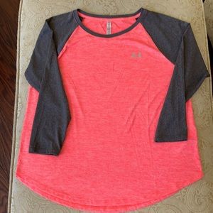 Women’s under armor running shirt. Sz XL loose style, three-quarter sleeve